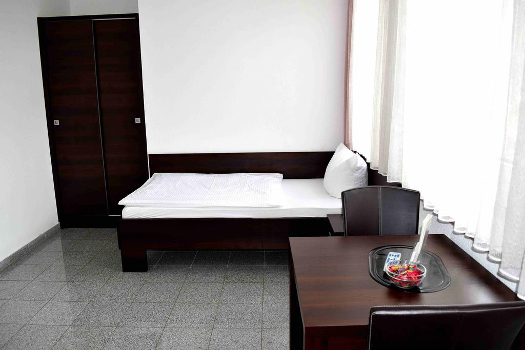Boardinghouse - Stadtvilla Budget Schweinfurt Room photo